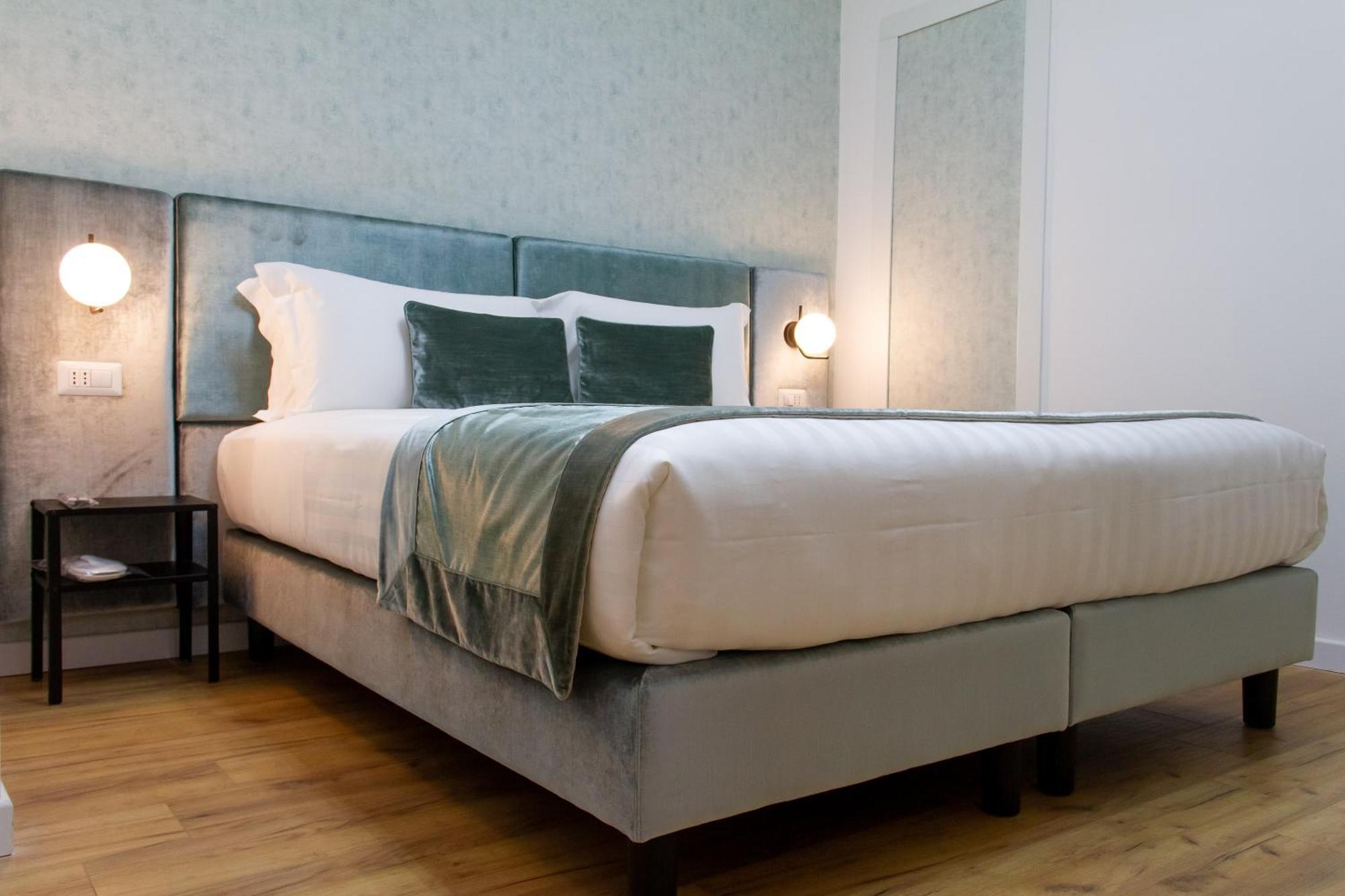 Home At Rome St. Peter Rooms&Apartment Exteriör bild