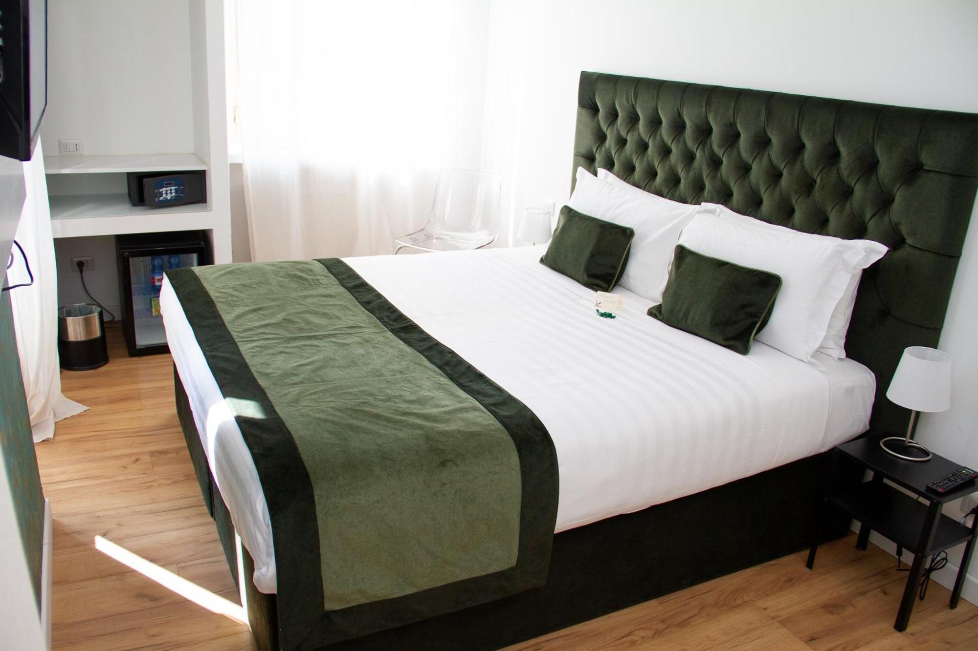 Home At Rome St. Peter Rooms&Apartment Exteriör bild