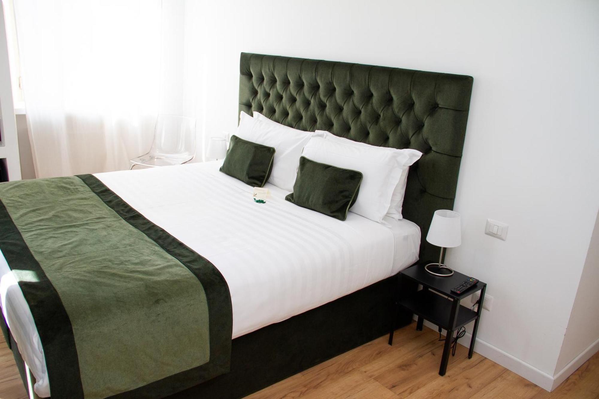 Home At Rome St. Peter Rooms&Apartment Exteriör bild